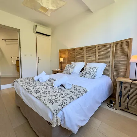 Eugenie T4 Vue Centre-ville Apartamento