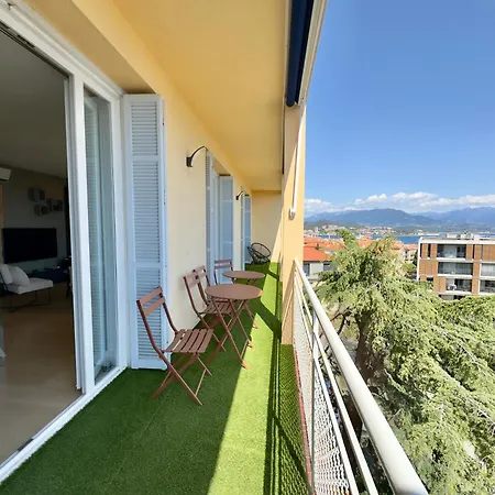 Eugenie T4 Vue Centre-ville
